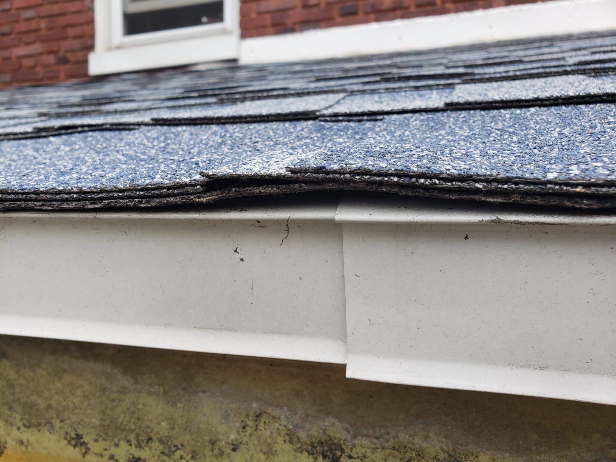 Gutter Drip Edge - What It Is & Signs It's Installed Wrong - My Gutter Pro
